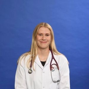 Meet your Posher, Roxanne